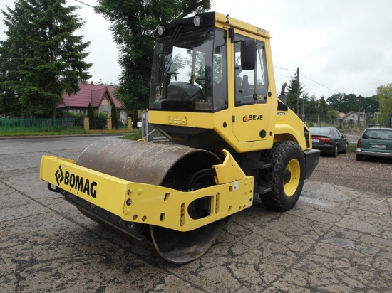 Walec drogowy Bomag BW177 stal/guma waga 8 ton, tylko 1832 h