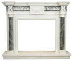 klasyczny marmurowy portal kominkowy
