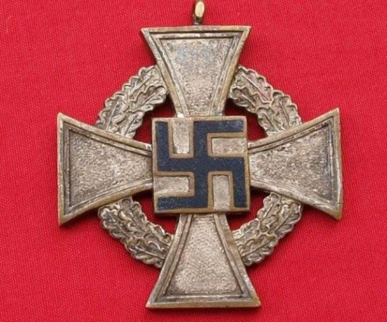 Sprzedam odznaczenie III rzeszy